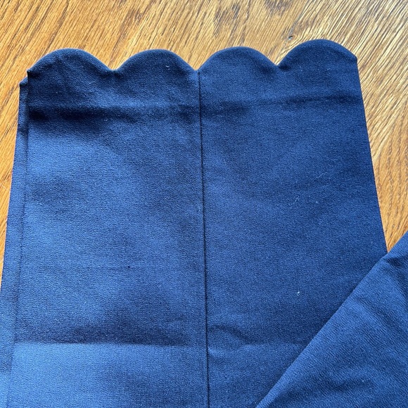 Navy blue stretch Chatham cropped pant with scalloped hem side zip 16 - Picture 3 of 8